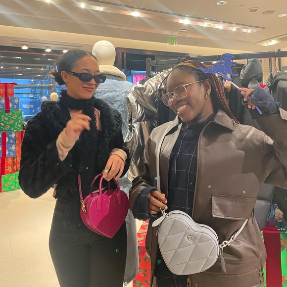 Meet your Posher, Baylie - Picture 4 of 9